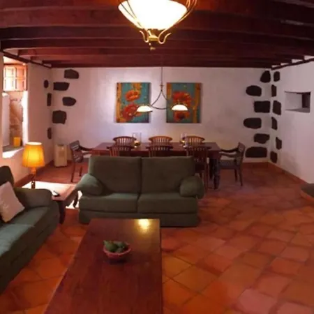 La Casona De La Rambla - Private Garden + Jacuzzi Villa San Juan de la Rambla