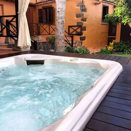 Holiday home La Casona De La Rambla - Private Garden + Jacuzzi *